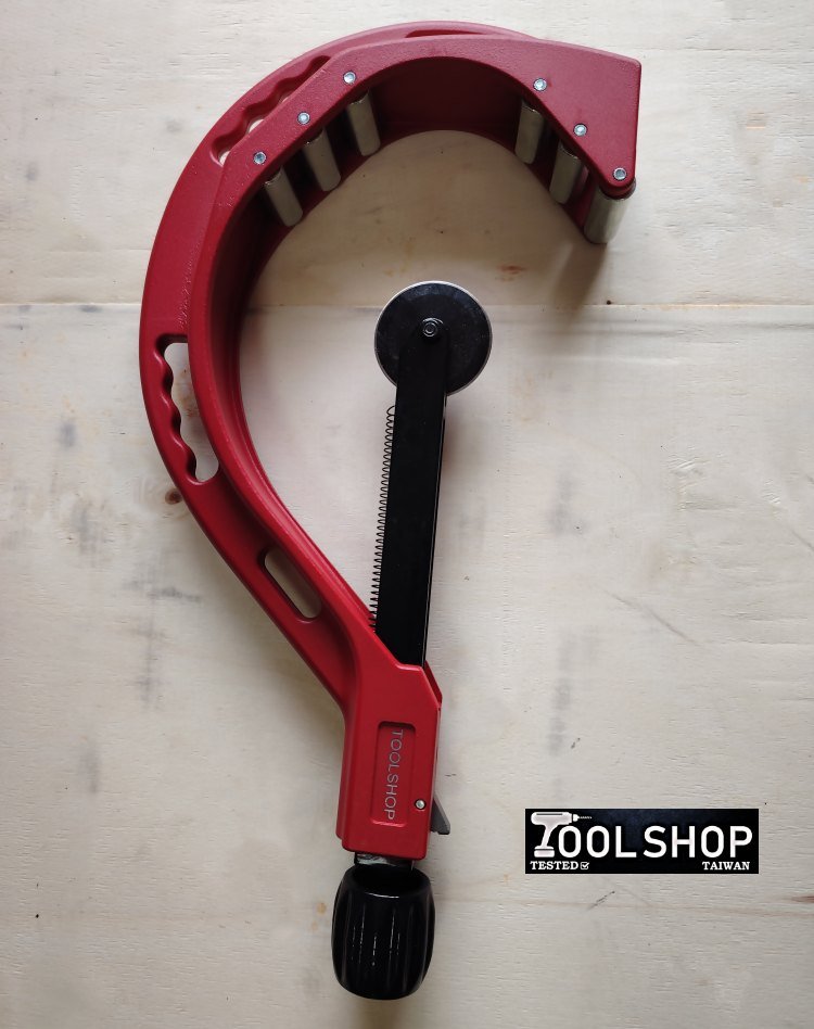 HDPE-pipecutter-UAE-200MM-plasticpipecutter-Dubai