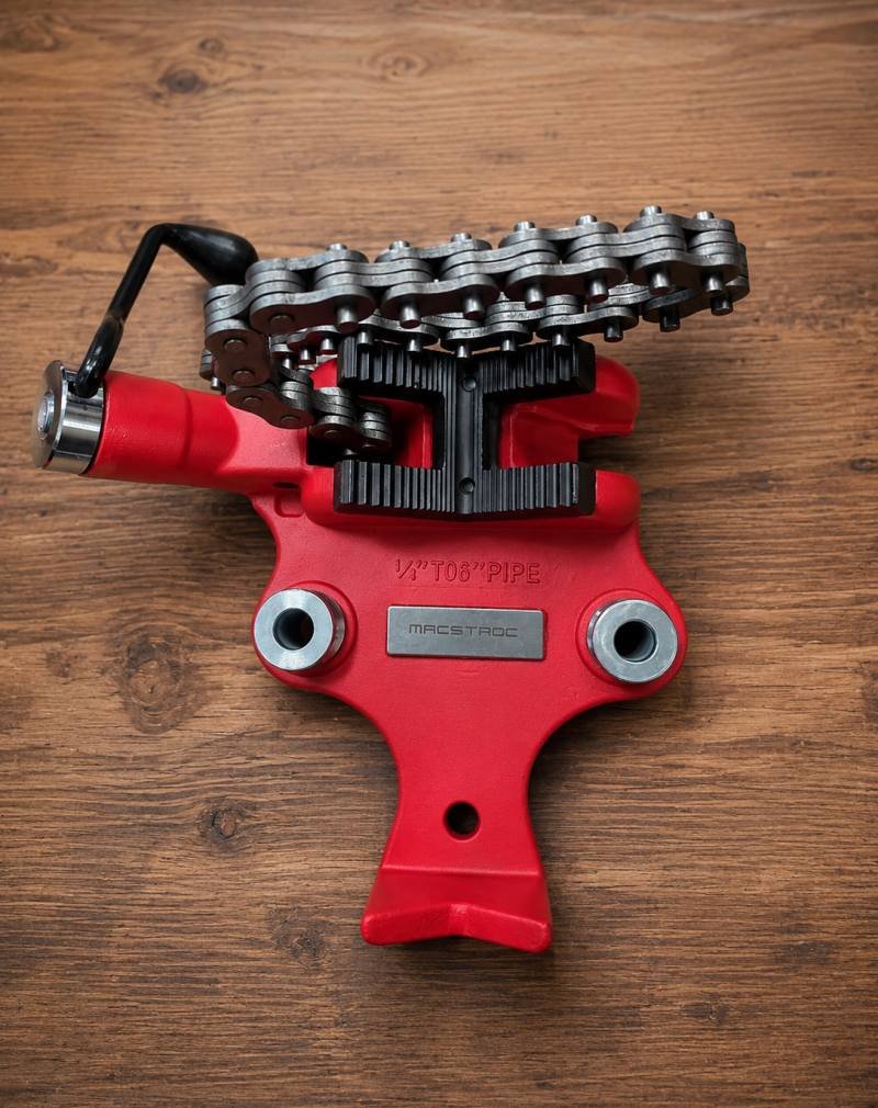 MH0402X-bench-mounted-chain-vise-6inch-macstroc-UAE